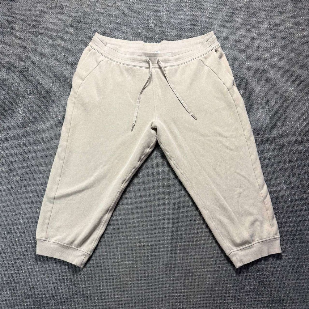 Lululemon Scuba High-Rise Jogger Women Size 20 Tan Beige Fleece Tapered Pant